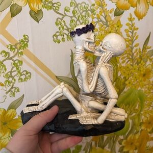 Skeleton Couple Figurine Decor